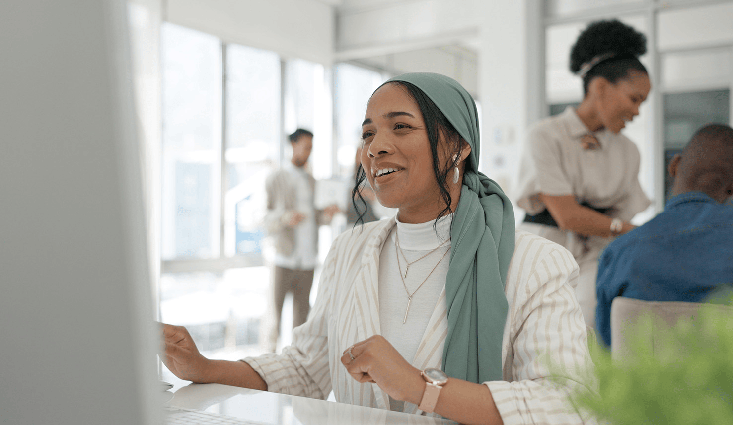 Footprints on ribbed sandy cost
